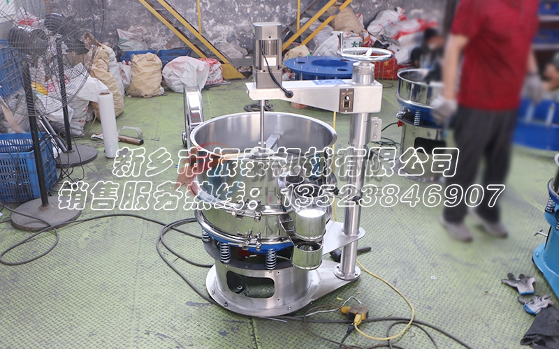 振動篩篩面加刮板的作用是什么